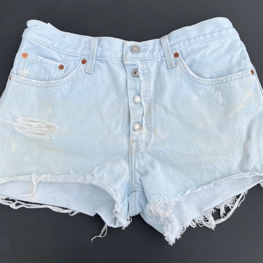 Levi's Originals 501 Shorts light distressed denim sz 29